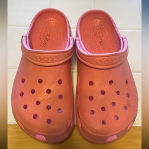 CROCS size 8-9